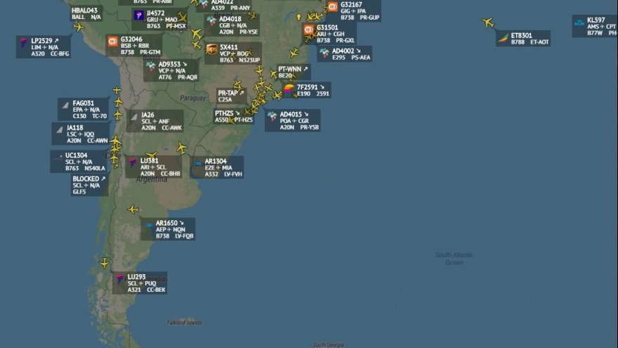 Operativo repatriación en la mira: Un sitio web permite monitorear los vuelos ocultos del gobierno