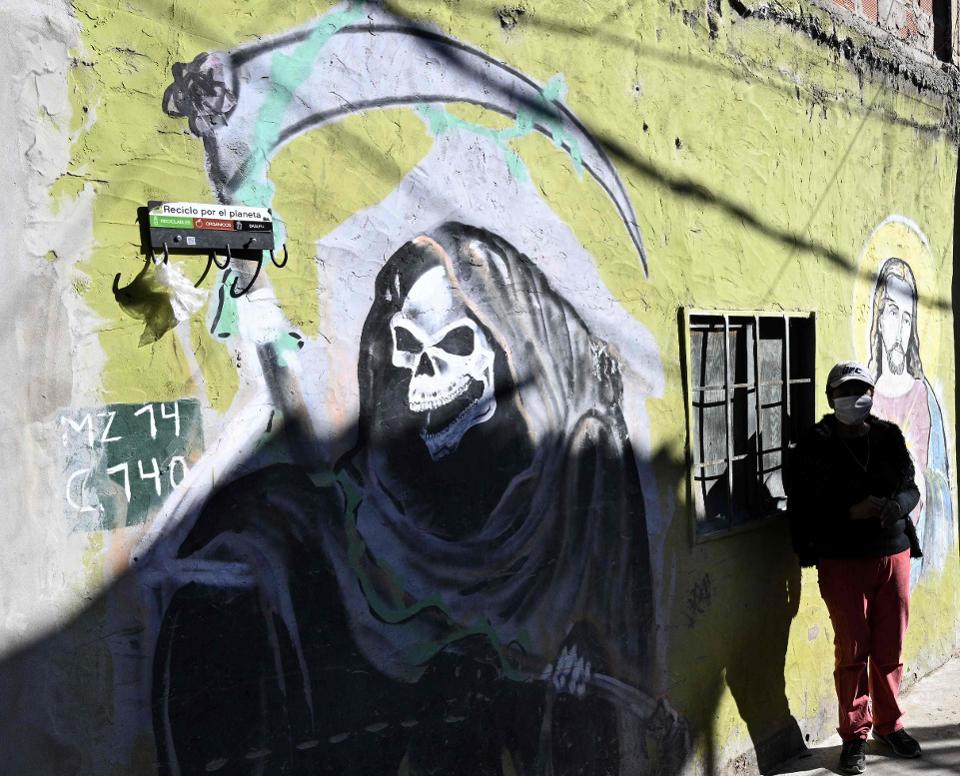 REALIDAD: 300 MIL MUERTOS PARA NAVIDAD, LOS DATOS DEL MILL DE CONTAGIOS TIENE 2 MESES DE ANTIGUEDAD