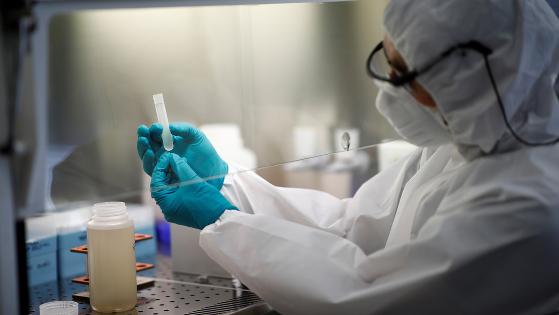 La segunda vacuna rusa contra el coronavirus, probada con éxito en los primeros voluntarios