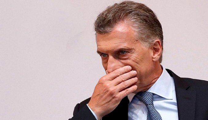 Denunciaron a Macri por violar las medidas contra la pandemia e instigar al delito de desobediencia