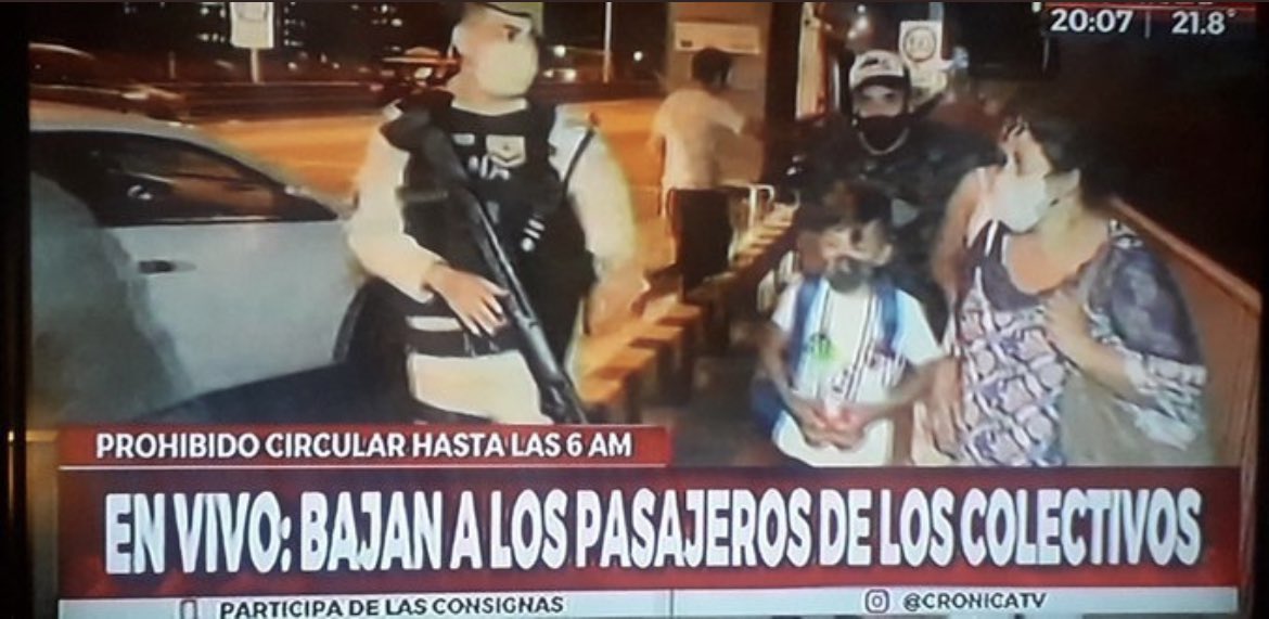 La postal de mañana : Bajan Familias de los colectivos