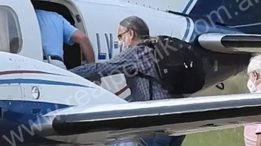 El ministro Luis Basterra utilizó un avión oficial para vacacionar en Semana Santa