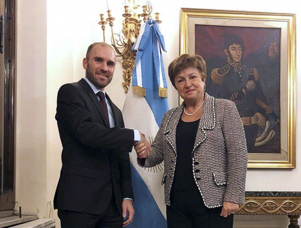 FMI anunció “avances” en las negociaciones con la Argentina por la deuda