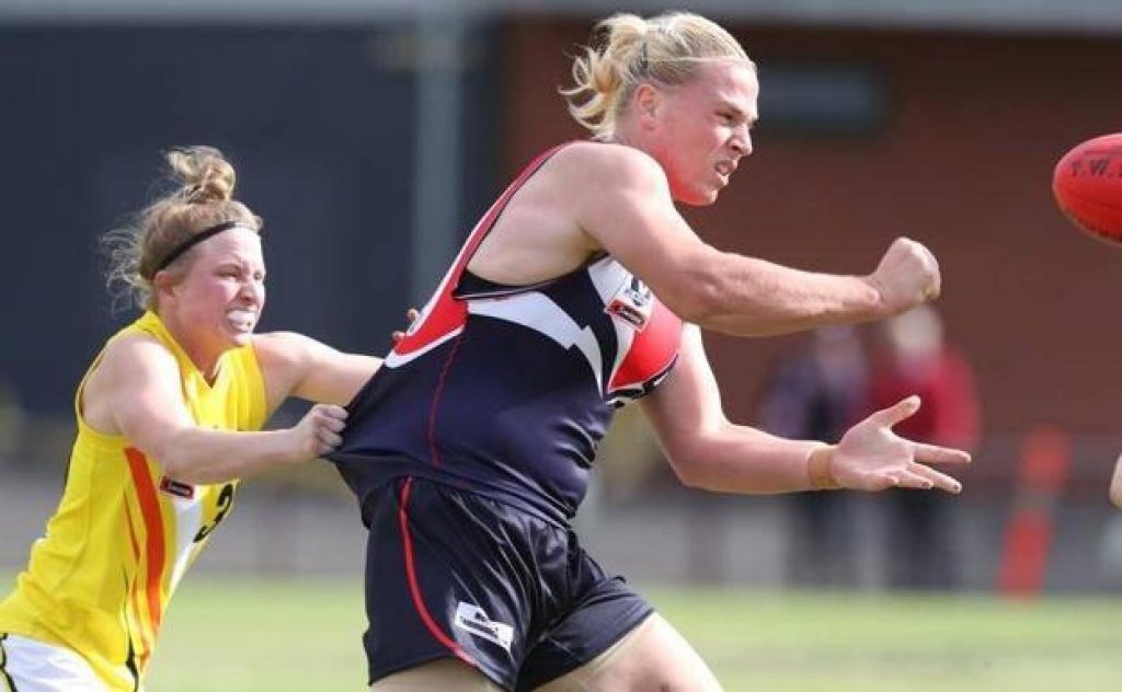 hannah-mouncey-rugby-trans-prohibicion1-khxB-U12043645251253E-1248x770@El-Correo-1024x632