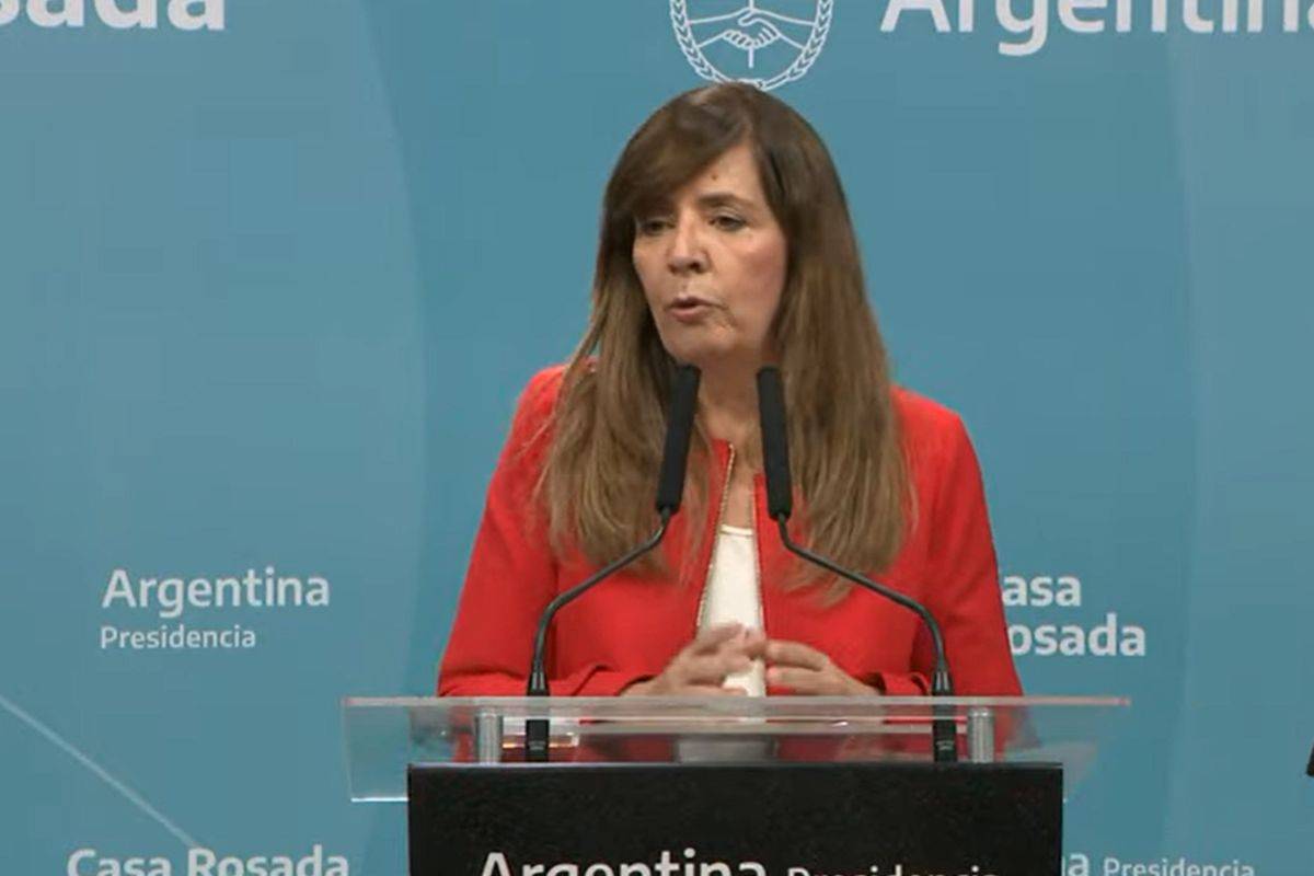 Gabriela-Cerruti (1)
