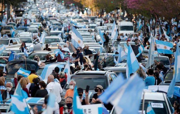 Convocan a un “argentinazo” el 9 de julio en todo el país