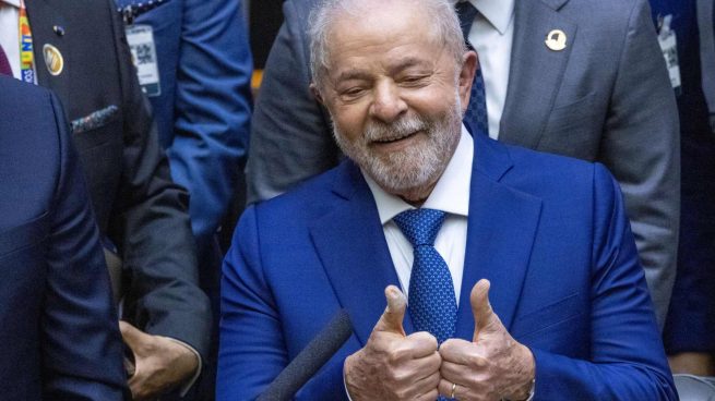 Zurdo pero no B…  Lula se sube el sueldo a 108 mil euros al año, mientras manda  tratar de meter preso a Bolsonaro