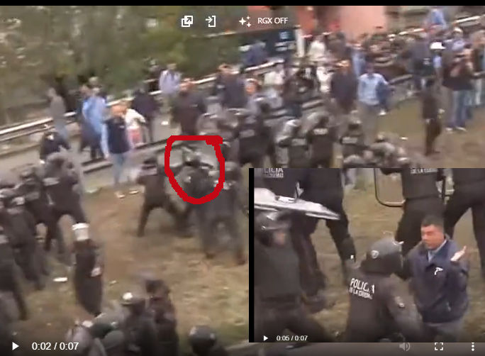 Video completo de la mujer policía que le pego con el escudo al chofer