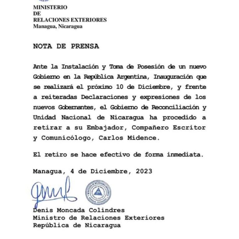 Una dictadura menos , cuando haya libertad puede volver el sr Embajador de Nicaragua