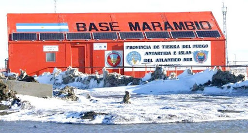 El Presidente Milei inicia su primer viaje a la Antártida