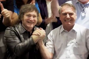 javier-milei-y-jair-bolsonaro-durante-la-reunion-CNTOCQ5C45FCLJGXDVODHNJM2A-750x500