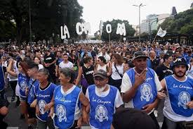 descarga - 2025-03-18T201137.081