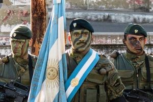 Requisitos-para-entrar-al-ejercito-Argentino-soldados-con-fuente